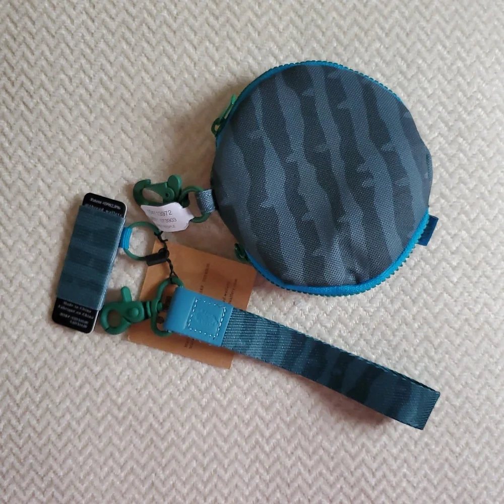FP Movement X Thread Sidekick Wallet/Evergreen Pines